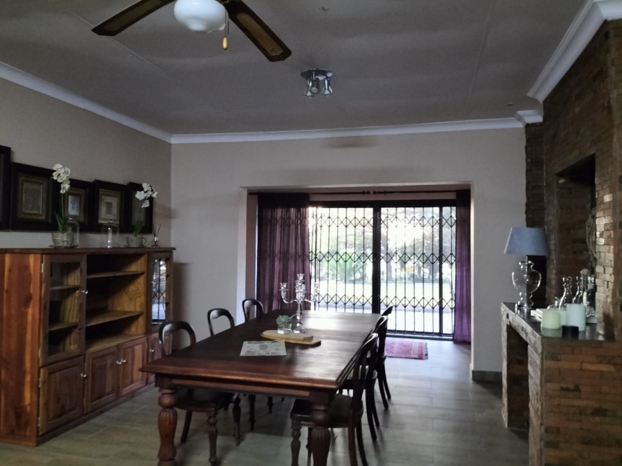 10 Bedroom Property for Sale in Schietfontein North West